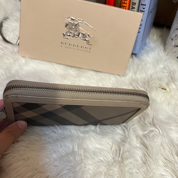 ***SOLD**Burberry Brown Coated Canvas And Leather Smoked Check Zip Around Wallet - Picture 9 of 10